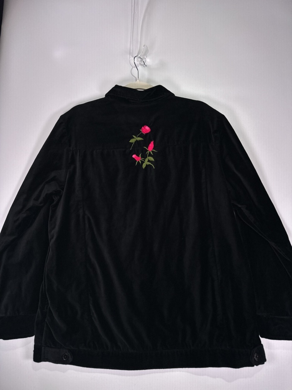 Quacker Factory Shacket Rose Embroidered Rhinestone Velvet Black Medium - Picture 6 of 12
